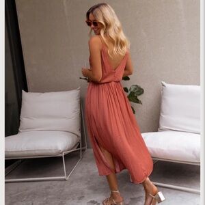 Chic Backless Terracotta Dress